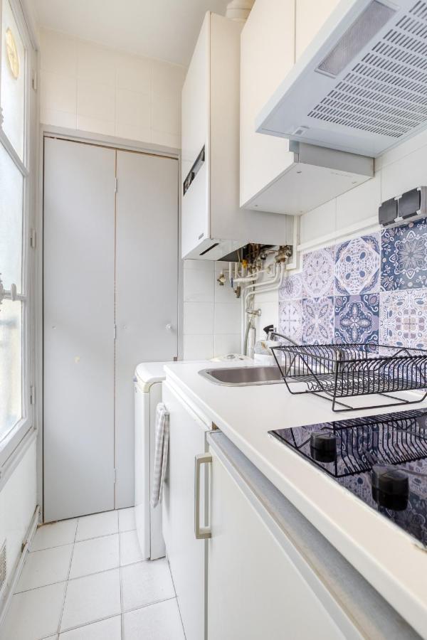 * Le Versaillais*2 Min A Pied Du Chateau Versailles Bagian luar foto